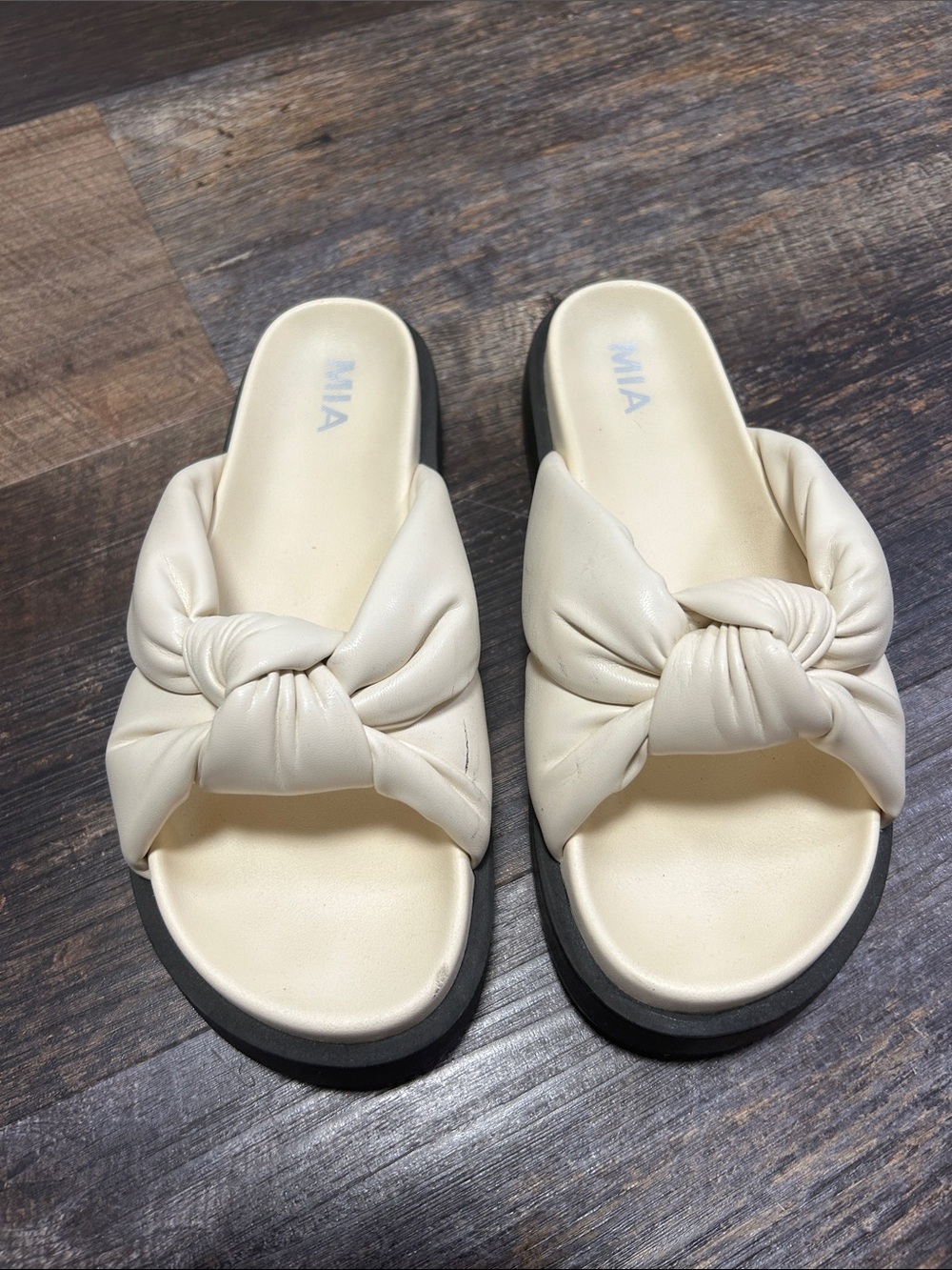 MIA Ivory Knotted Slide Sandals